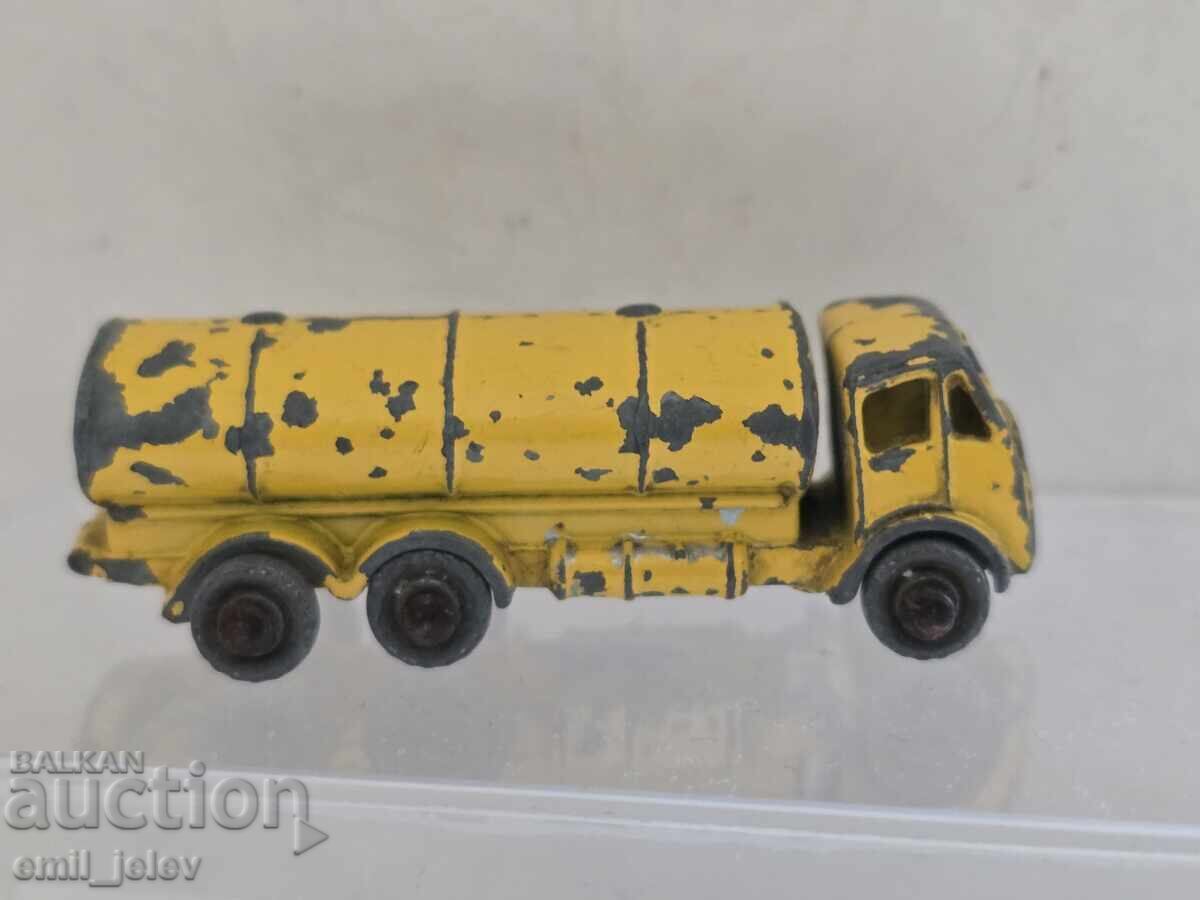 LESNEY MATCHBOX-11A ERF Petrol Tanker 1955-1958 with price 14.99 BGN | € 7.66