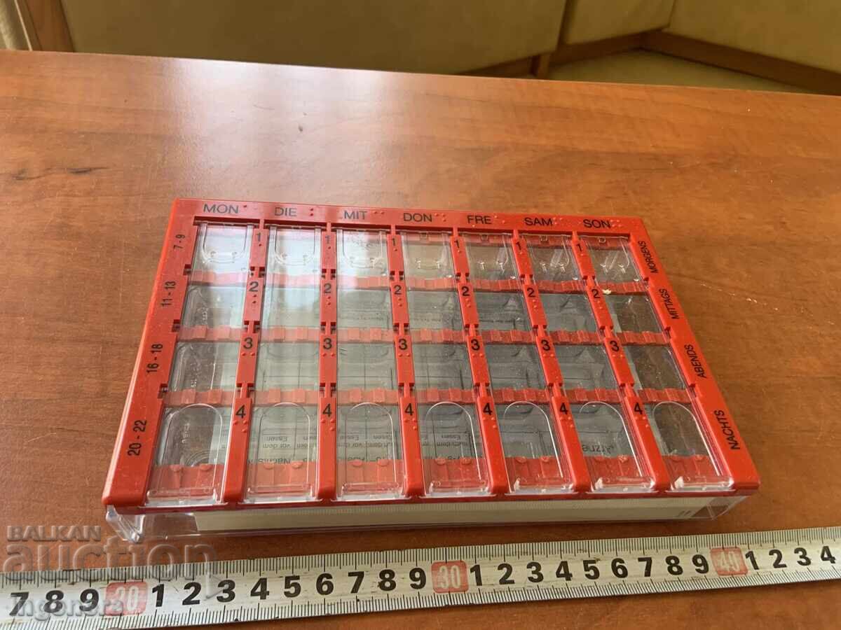 CUTIE PENTRU MEDICAMENTE SĂPTĂMÂNALĂ CU PATRU DOZE - GERMANIA