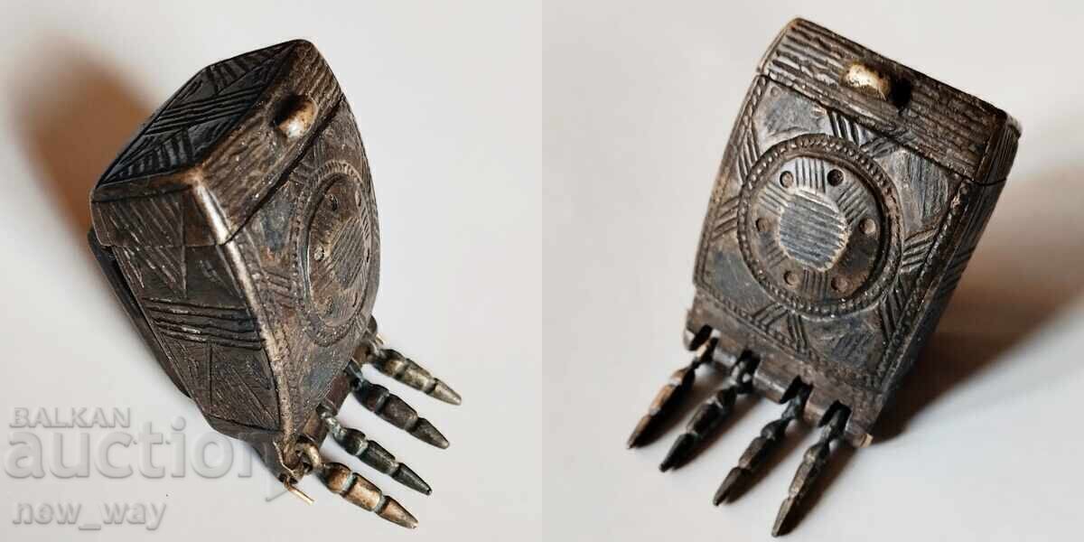 Delivery of Bronze box for kabzi. Evzi. Fisheklak. Palaska.