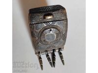 Μπρούτζινο κουτί για kabzi. Εύζη. Αγκιστρο. Παλάσκα.