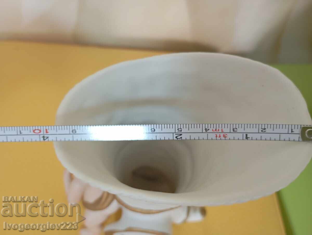 Delivery of Vintage napkin holder Delivery of Vintage napkin holder