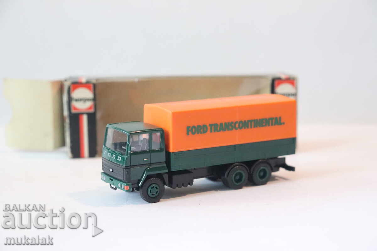 Auction  HERPA H0 1/87 FORD TRUCK MODEL CAR