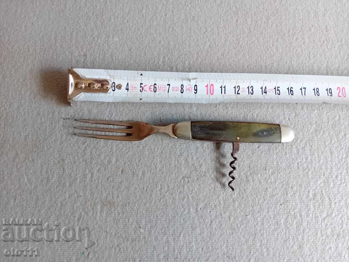 ΠΑΛΙΟ ΠΤΥΣΣΟΜΕΝΟ ΠΙΡΟΥΝΙ - ΚΕΡΑΣ ΜΠΟΥΒΑΛΙΟΥ