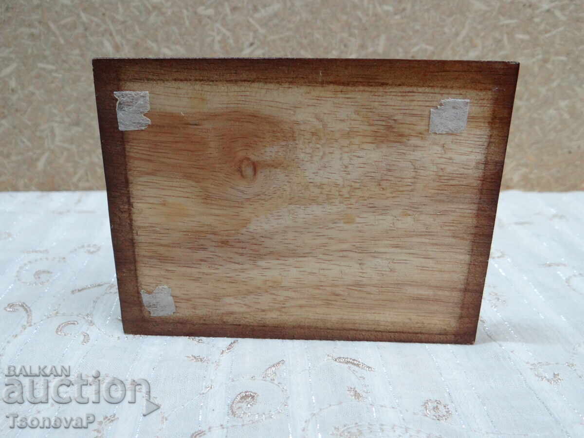 Figurine of a red squirrel on a wooden base - 5 Figurine of a red squirrel on a wooden base - 5