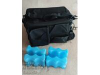 Geantă frigorifică cu elemente cu lichid de răcire