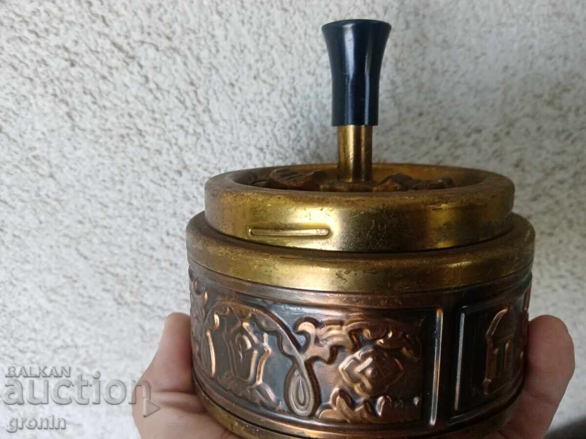 Стар бронзов пепелник съветски, с механизъм - 5 Стар бронзов пепелник съветски, с механизъм - 5