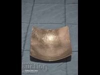 Bol frumos argintat pentru fructe. Dimensiuni în fotografie