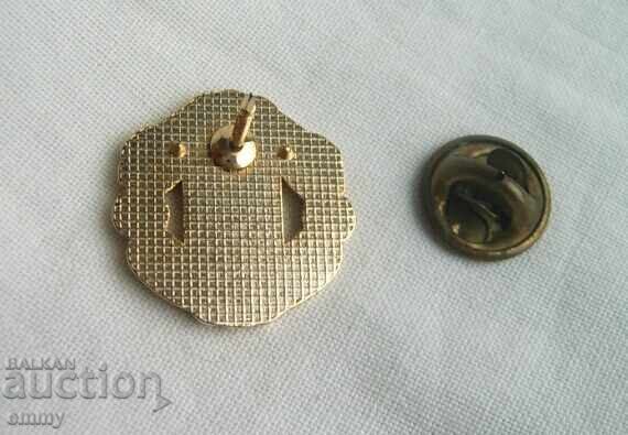 Auction Football badge - Manchester United, England Auction Football badge - Manchester United, England