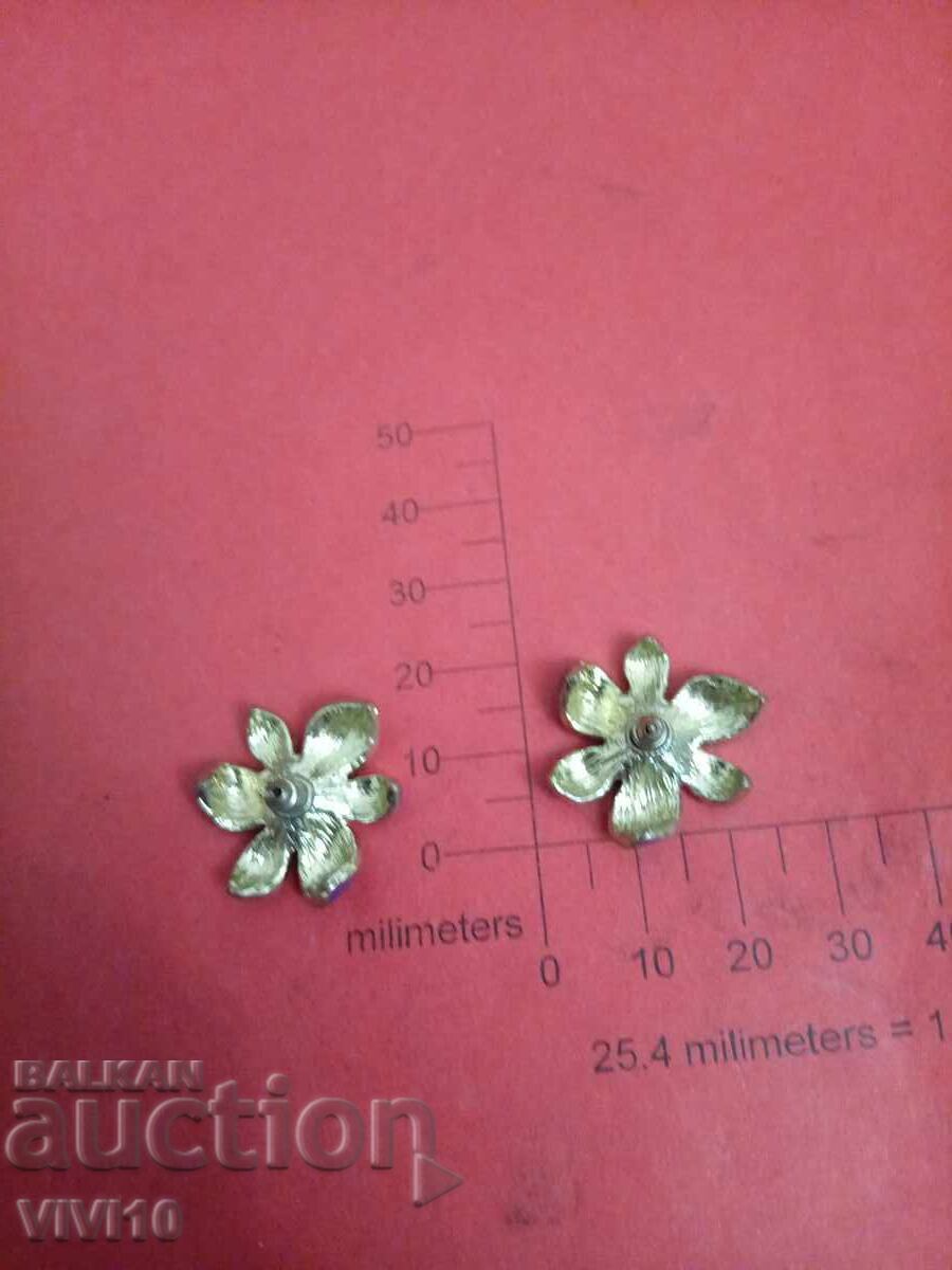 Antique enamel earrings with price € 10.00 | 19.56 BGN Antique enamel earrings with price € 10.00 | 19.56 BGN
