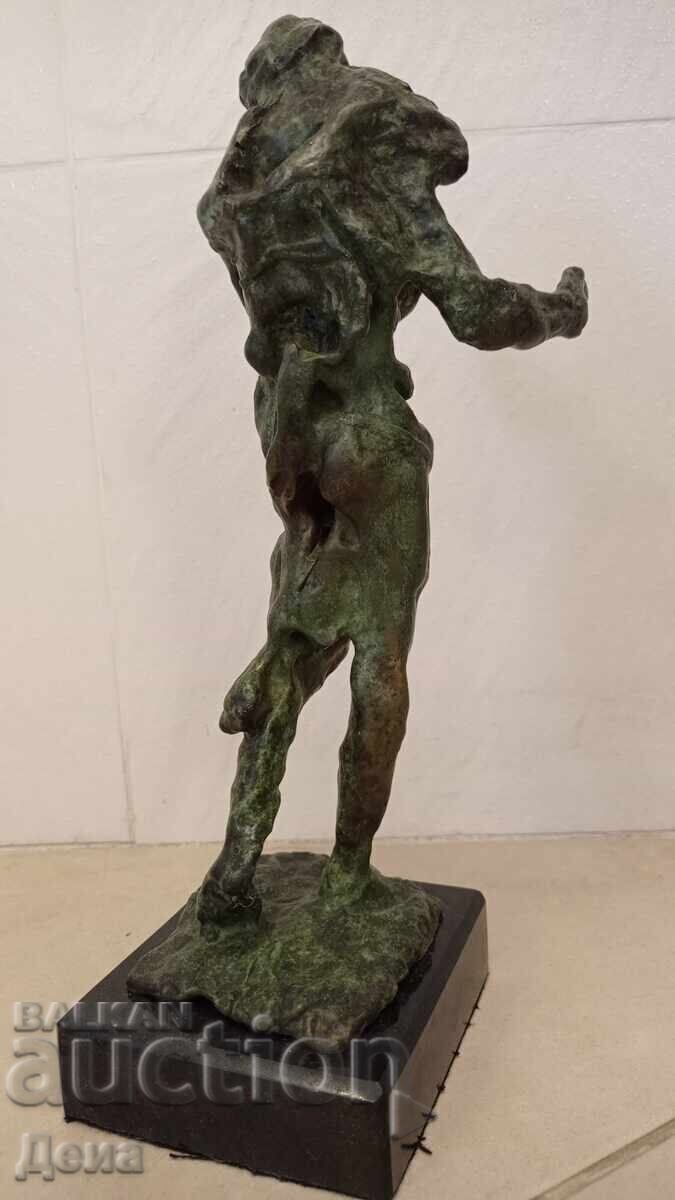 Livrarea Sculptură din bronz de Krum Damyano