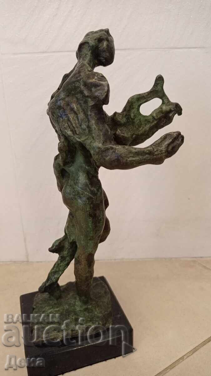 Sculptură din bronz de Krum Damyano - 5