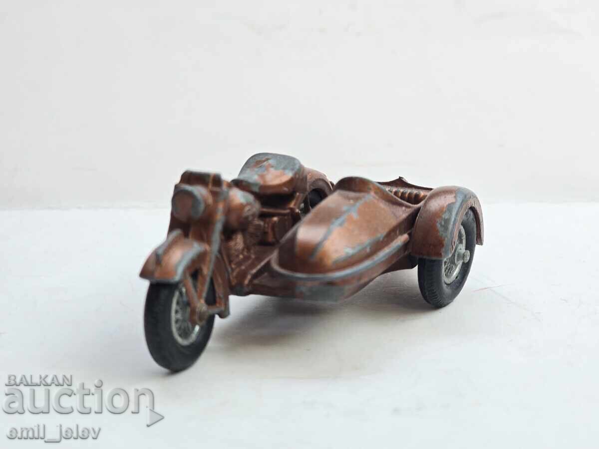 Licitație LESNEY MATCHBOX - 66B Harley Davidson 1962-1966