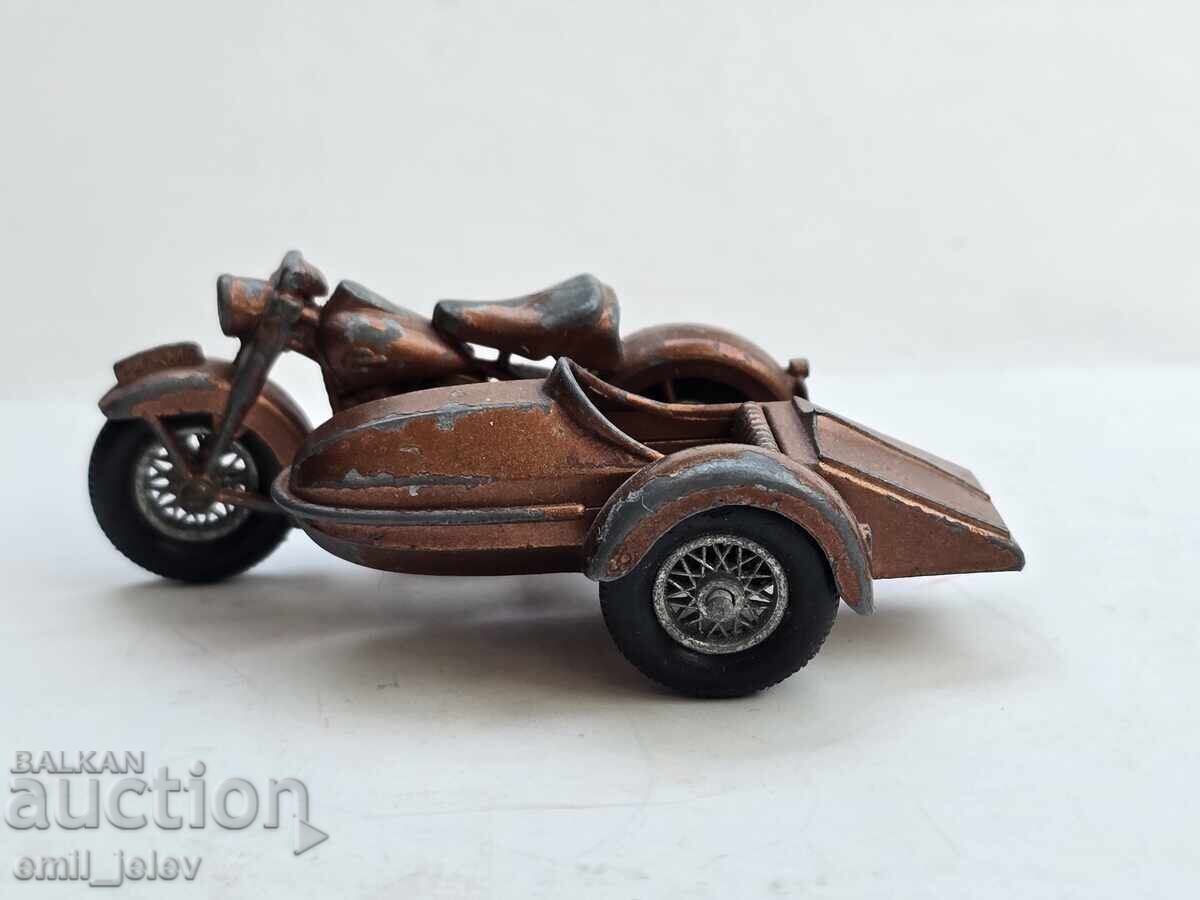 LESNEY MATCHBOX - 66B Harley Davidson 1962-1966