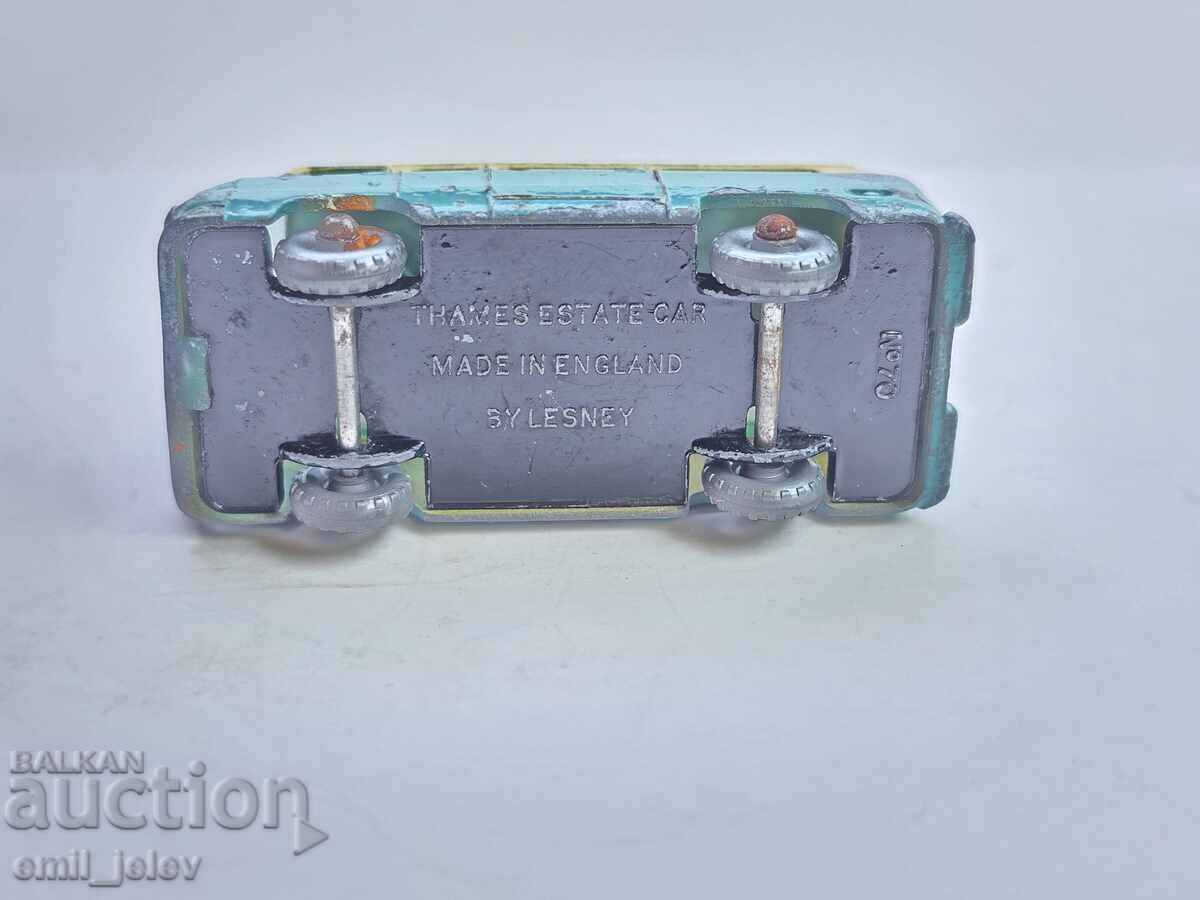 LESNEY MATCHBOX-70A Thames Estate Car 1959-1965 - 6