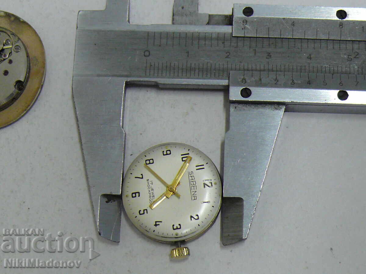 Lot of Swiss mechanisms, non-working - 7 Lot of Swiss mechanisms, non-working - 7