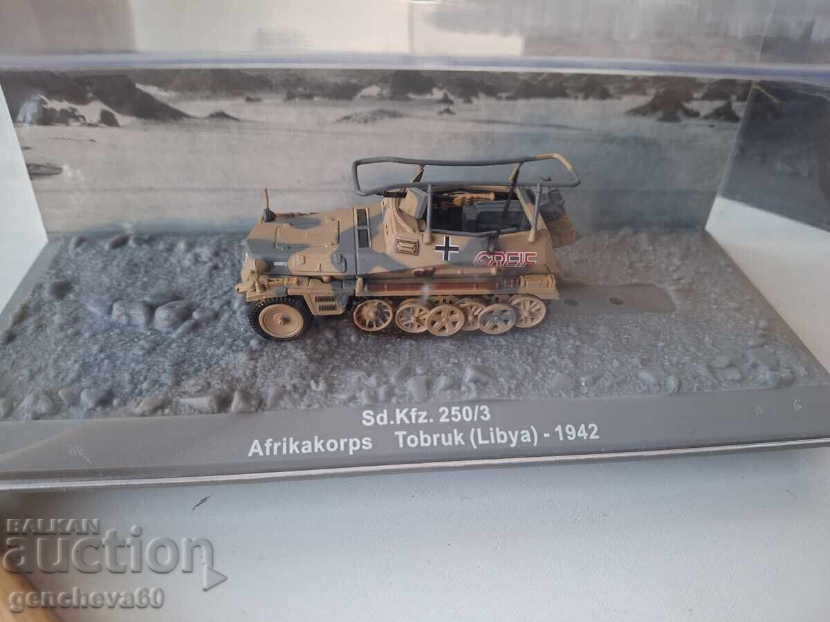 ТАНК- колекция от макети с цена 80.00 лв. | € 40.90