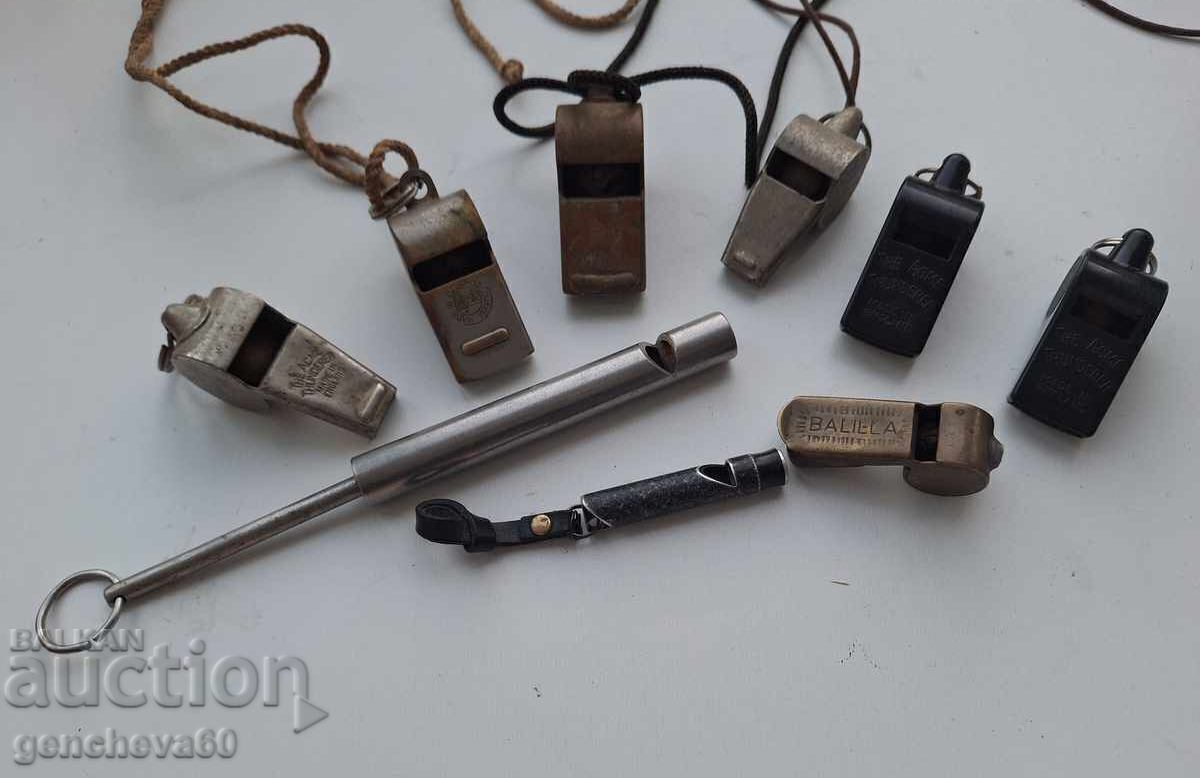 Συλλογή από διάφορα παλιά σφυρίχτρες, διαιτητή, για σκύλο, μέταλλο και άλλα - 6