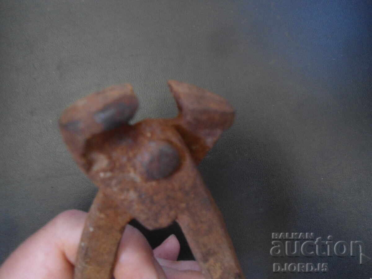 Old craft pliers - 5