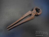 Old craft pliers