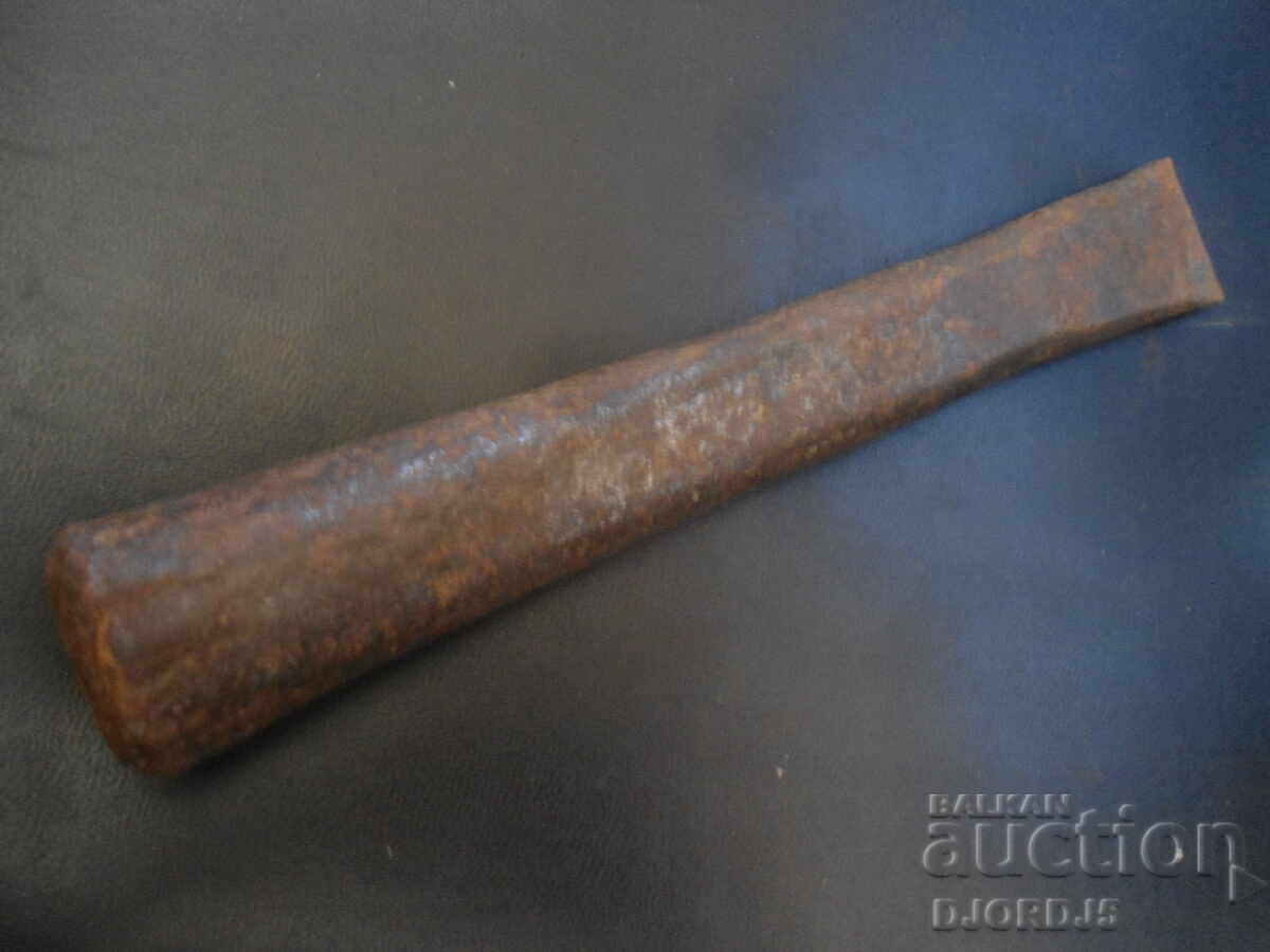 Аукцион Стар инструмент, секач, 1.350 кг.