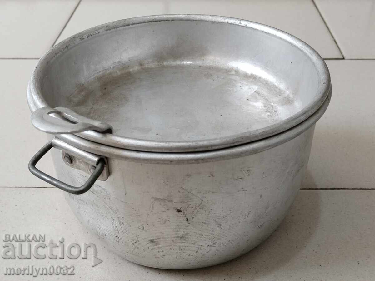 Bulgarian soldier's mess tin with price 39.00 BGN | € 19.94 Bulgarian soldier's mess tin with price 39.00 BGN | € 19.94