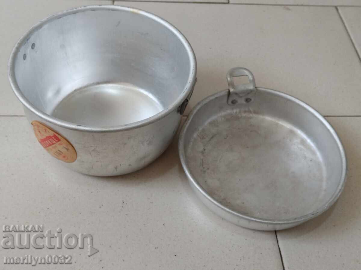 Auction Bulgarian soldier's mess tin Auction Bulgarian soldier's mess tin