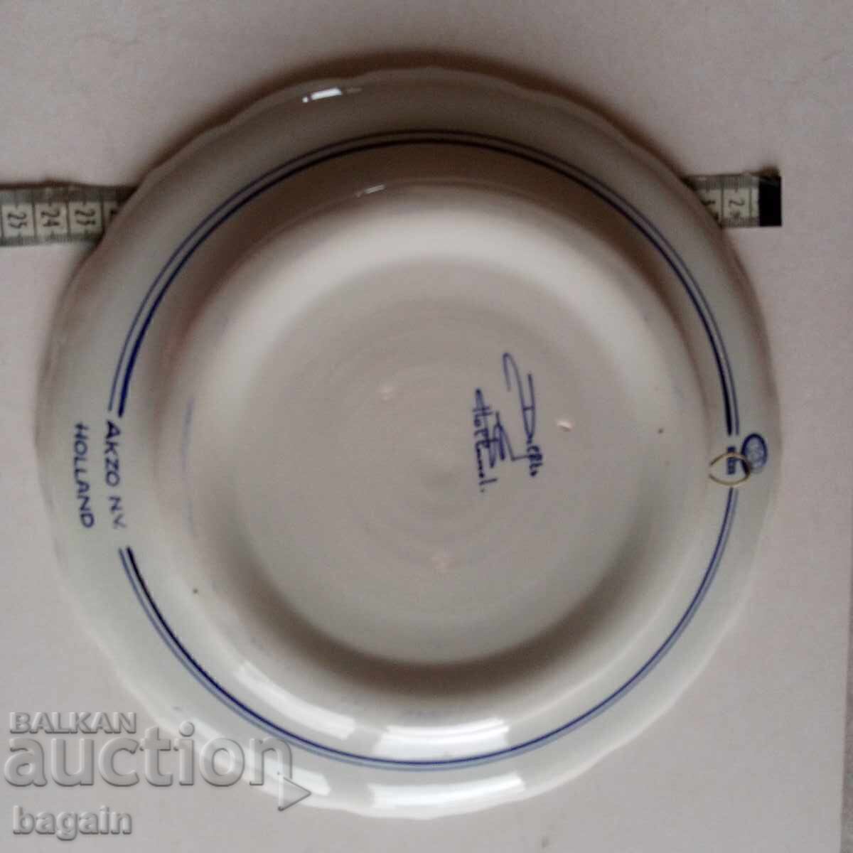 Unique plate, Delft - 5