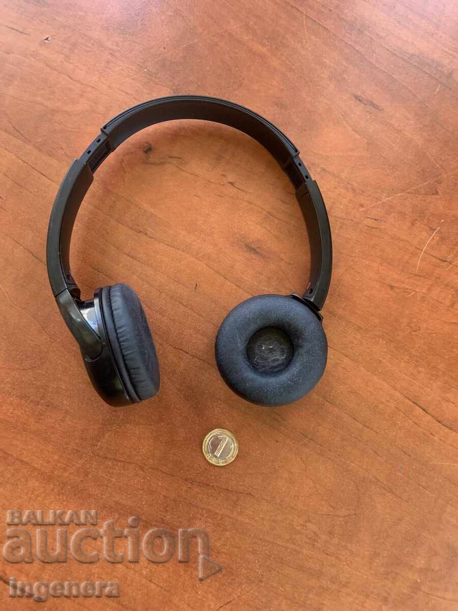 Delivery of HEADPHONES