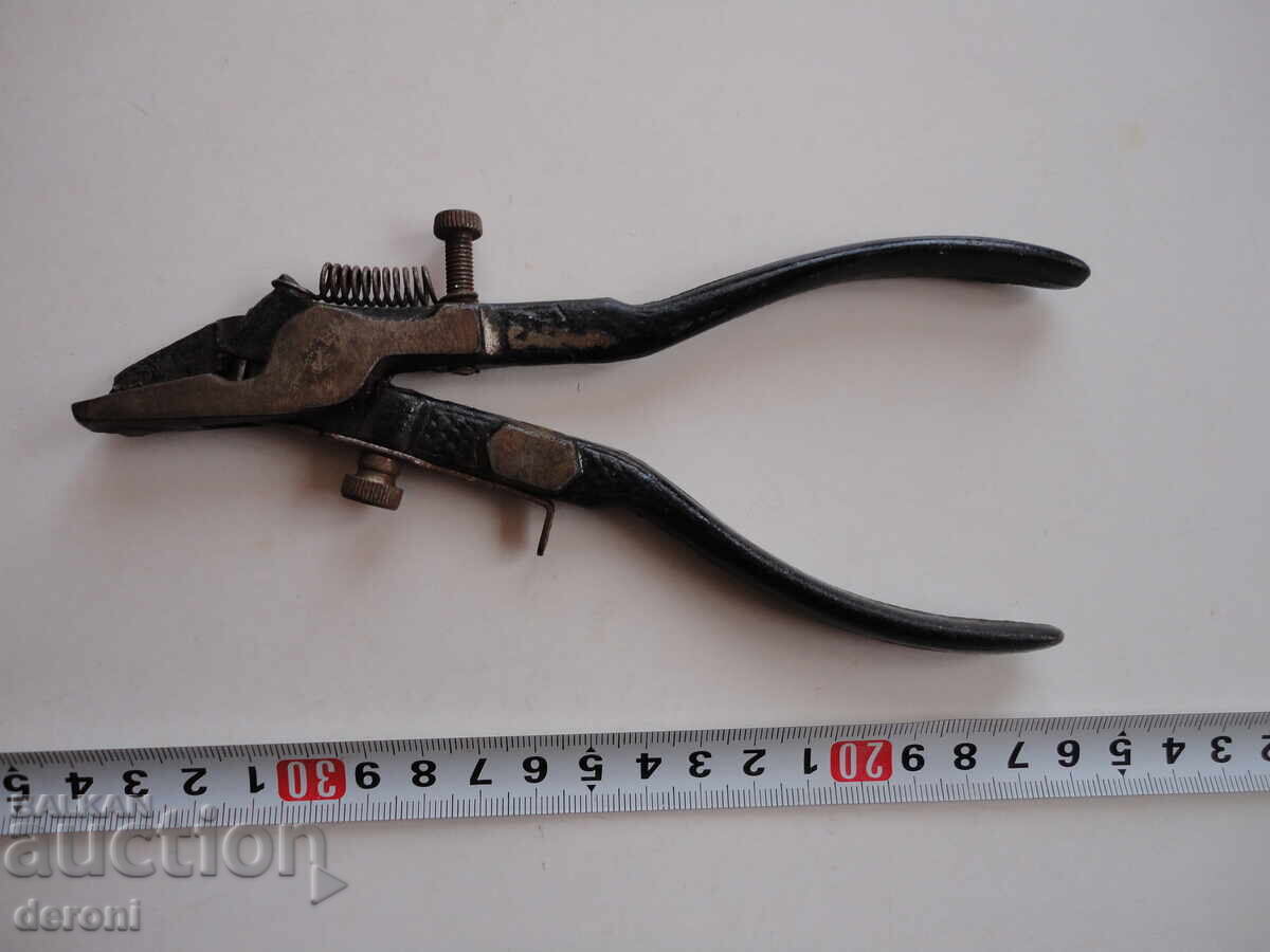 German Army Pliers Tool 1