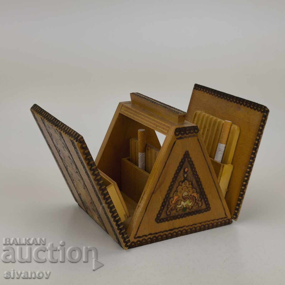 Old wooden cigarette box #5975