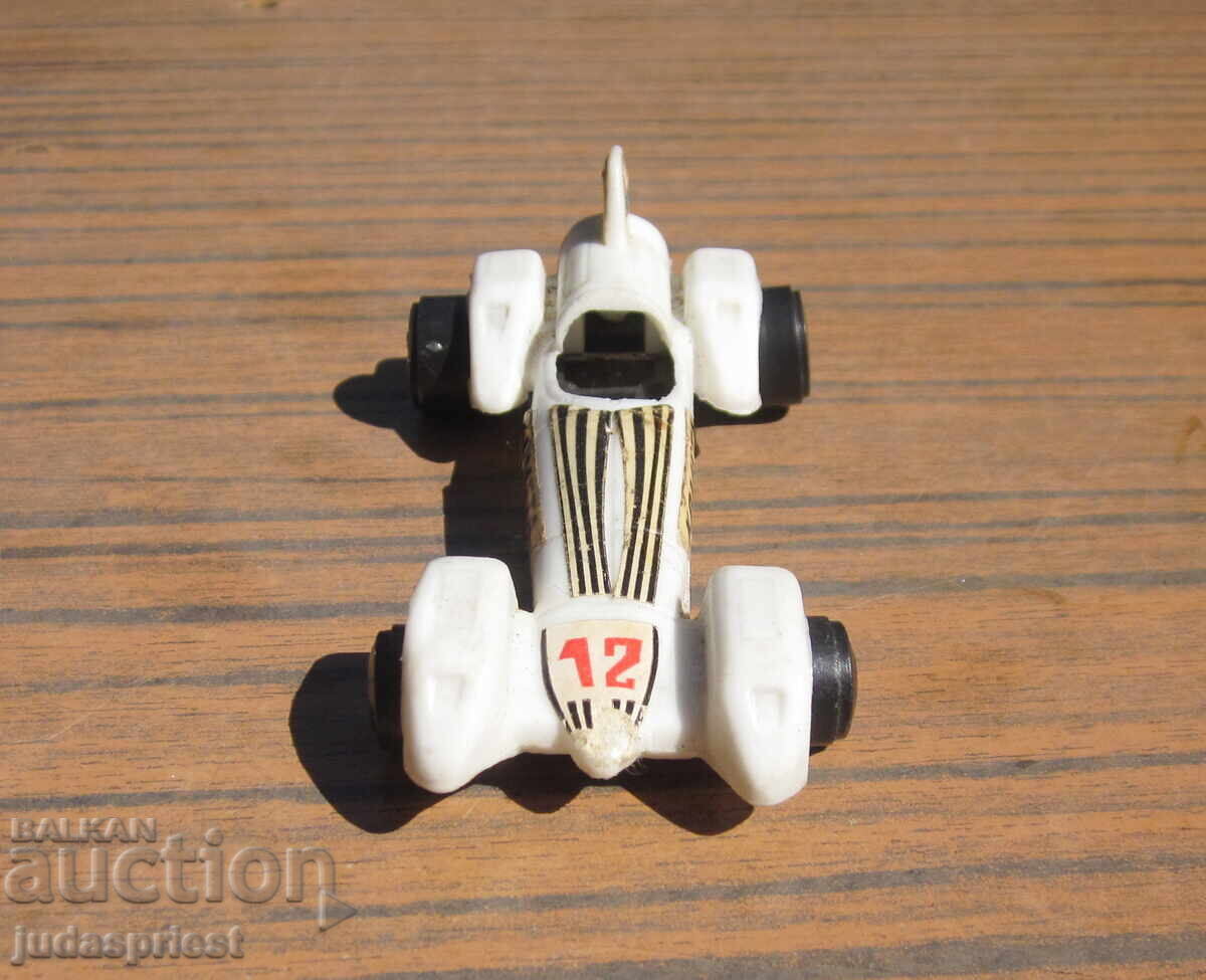 Δημοπρασία Βουλγάρικο πλαστικό παιδικό αυτοκινητάκι "κομήτης" από την εποχή του σοσιαλισμού Δημοπρασία Βουλγάρικο πλαστικό παιδικό αυτοκινητάκι "κομήτης" από την εποχή του σοσιαλισμού