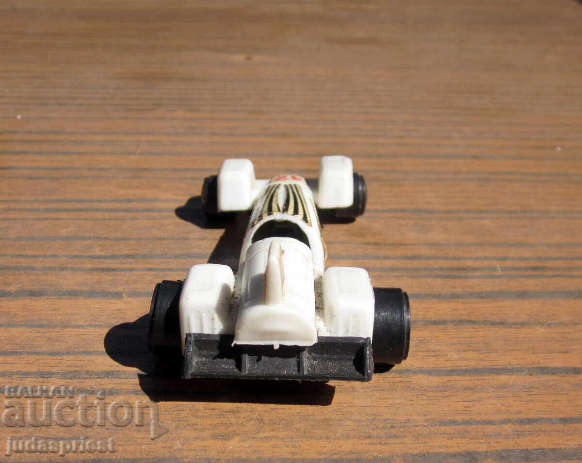 Παράδοση Βουλγάρικο πλαστικό παιδικό αυτοκινητάκι "κομήτης" από την εποχή του σοσιαλισμού Παράδοση Βουλγάρικο πλαστικό παιδικό αυτοκινητάκι "κομήτης" από την εποχή του σοσιαλισμού