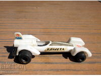 Βουλγάρικο πλαστικό παιδικό αυτοκινητάκι "κομήτης" από την εποχή του σοσιαλισμού