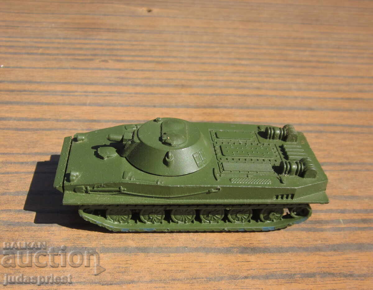 Delivery of GDR German metal military toy from the socialist era: tank, APC