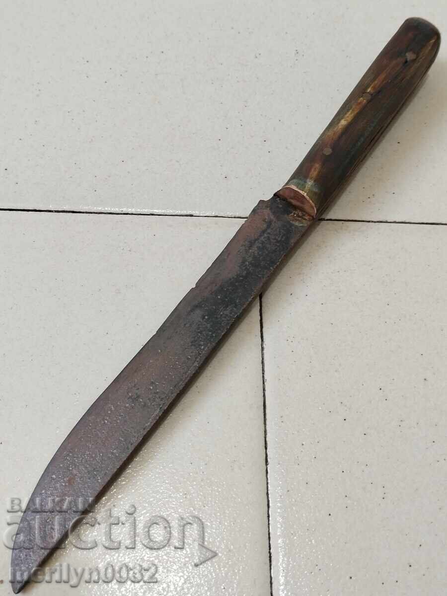 Cuțit Buinovski fără kaniya cu teacă din corn de bivol karakulak Cuțit Buinovski fără kaniya cu teacă din corn de bivol karakulak