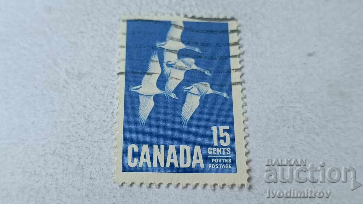 Postage Stamp CANADA Geese in Flight 15 cents