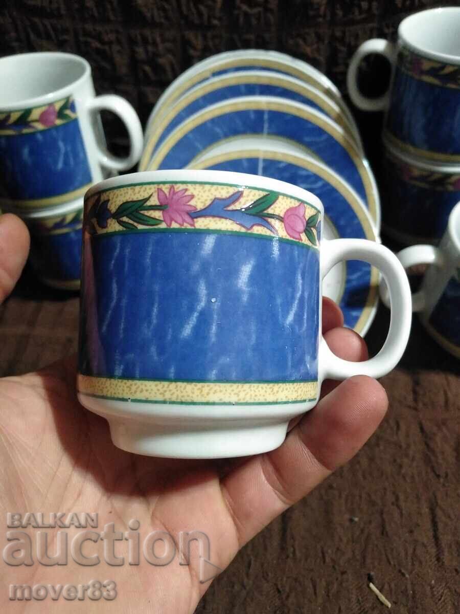 Порцеланов комплект за чай/кафе с цена 2.99 лв. | € 1.53