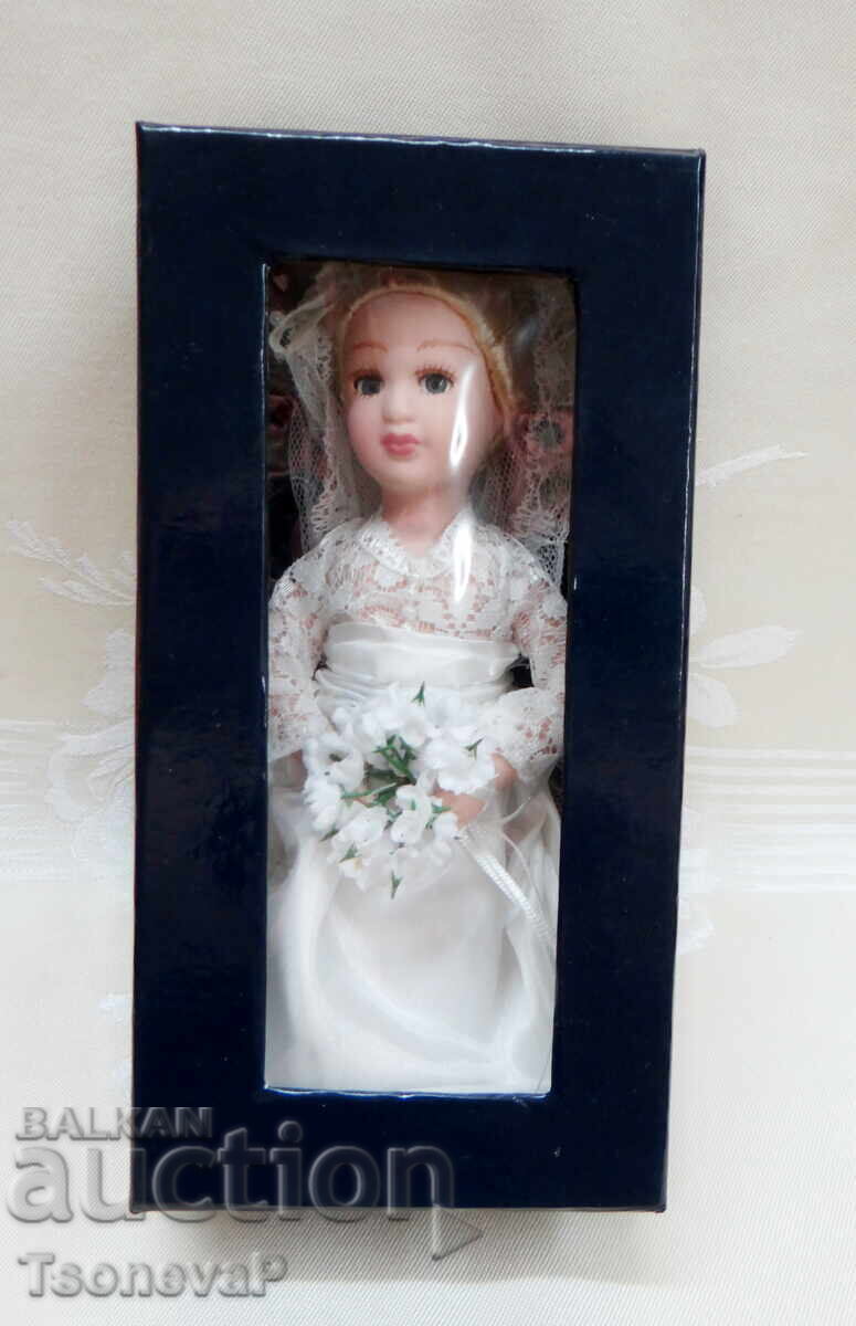 Porcelain doll Grace Kelly - 6 Porcelain doll Grace Kelly - 6