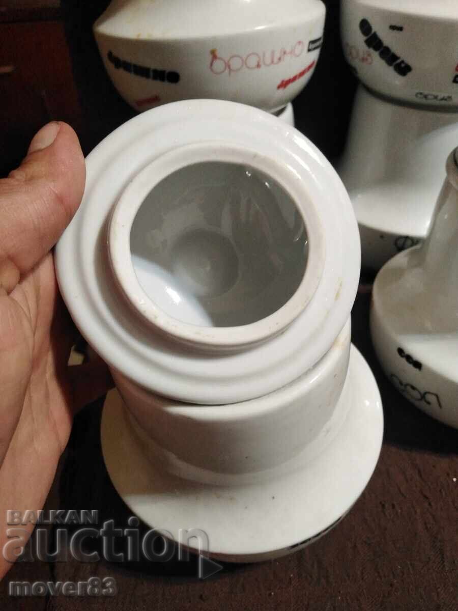 Auction Porcelain boxes/jars. Large, 6 pieces Auction Porcelain boxes/jars. Large, 6 pieces