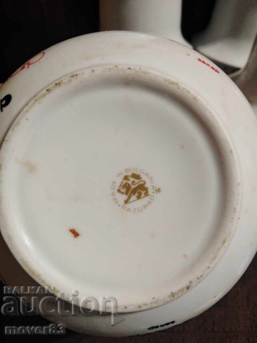 Delivery of Porcelain boxes/jars. Large, 6 pieces Delivery of Porcelain boxes/jars. Large, 6 pieces