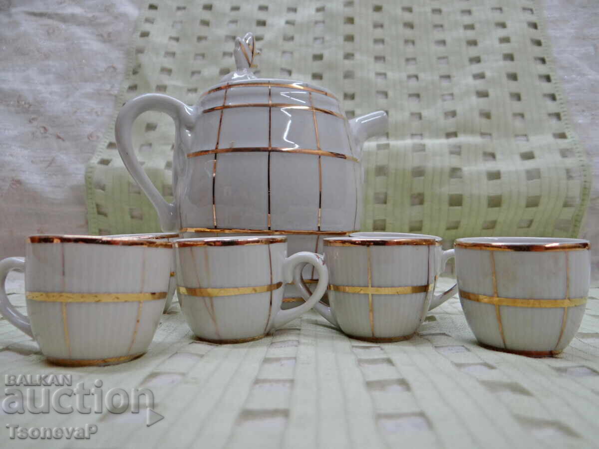 Auction Bulgarian porcelain set for rakia Auction Bulgarian porcelain set for rakia