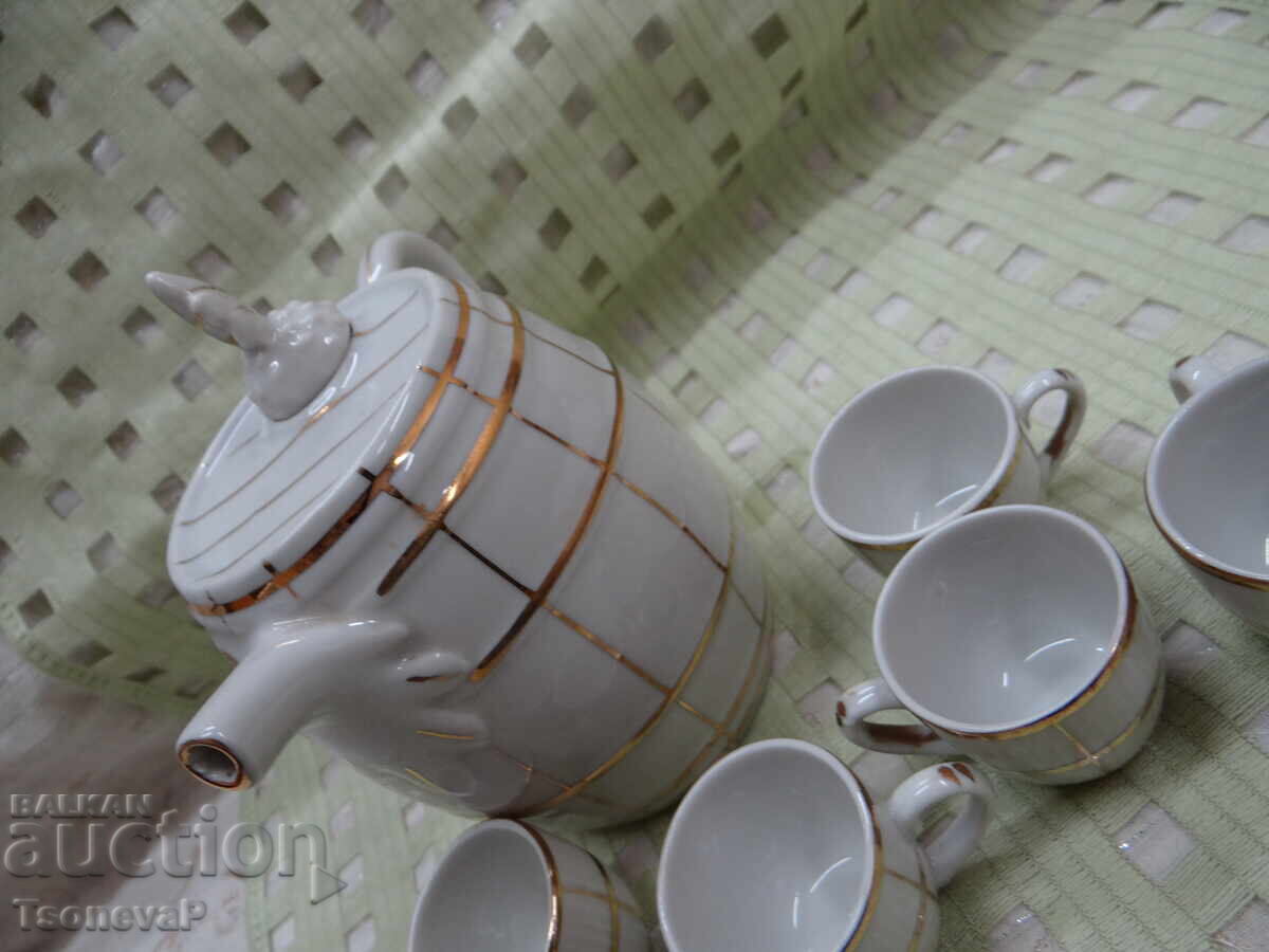 Delivery of Bulgarian porcelain set for rakia Delivery of Bulgarian porcelain set for rakia
