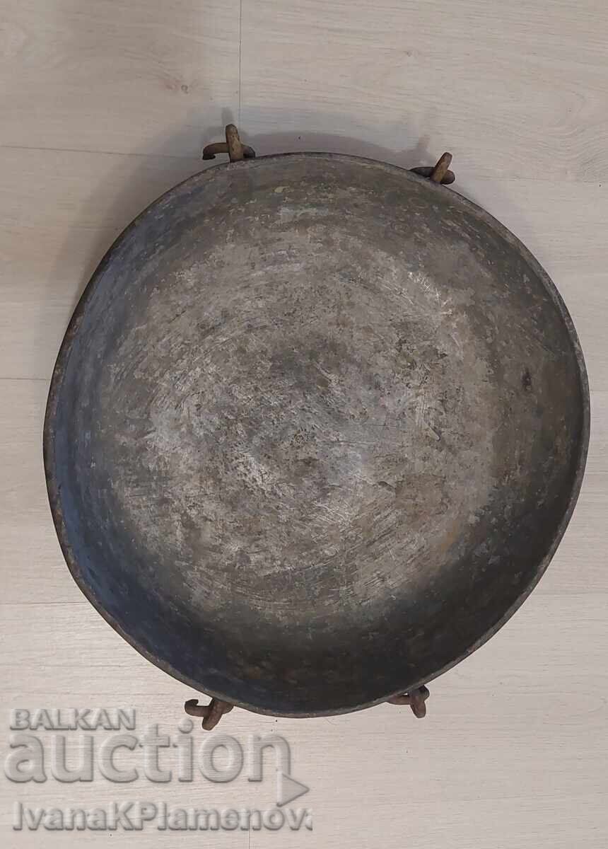 Auction  Copper retro large pan for connoisseurs