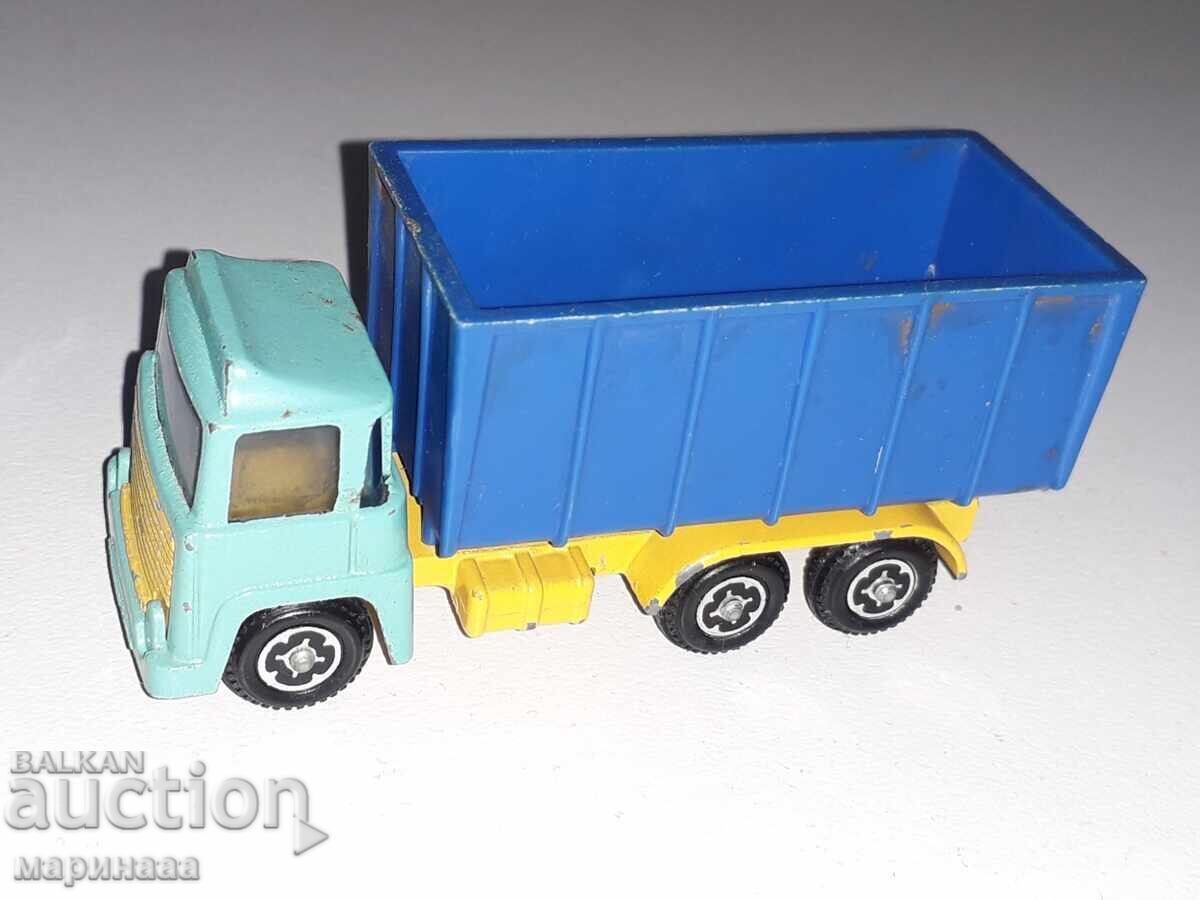 OLD STROLLER ''IMPI''. ENGLAND