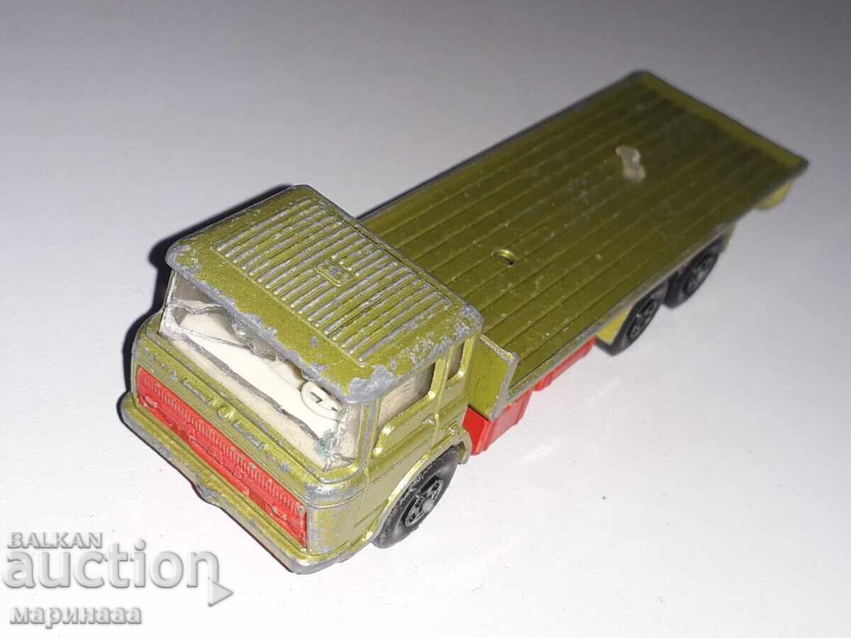 Licitație CĂRUCIOR VECHI ''MATCHBOX''. ANGLIA Licitație CĂRUCIOR VECHI ''MATCHBOX''. ANGLIA