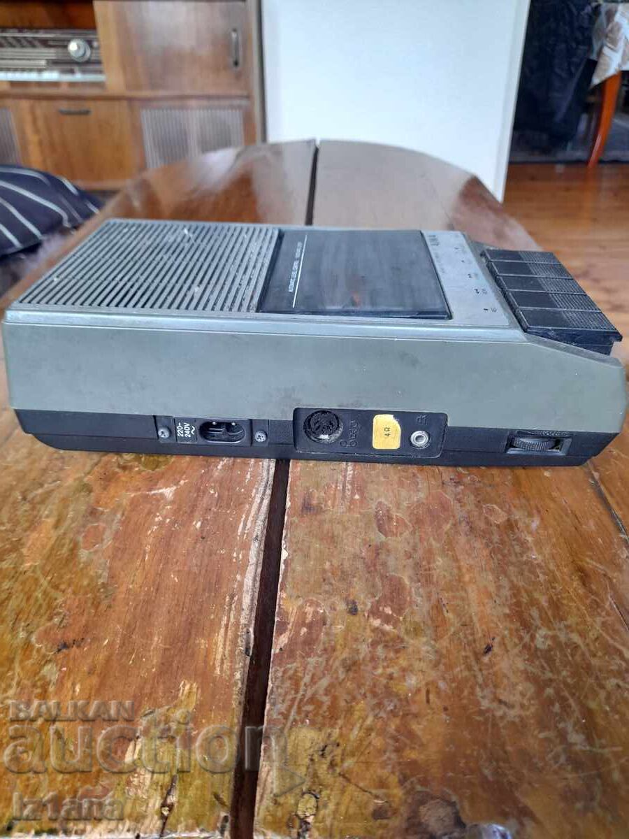 Δημοπρασία Παλιό κασετόφωνο Aiwa TP-757E