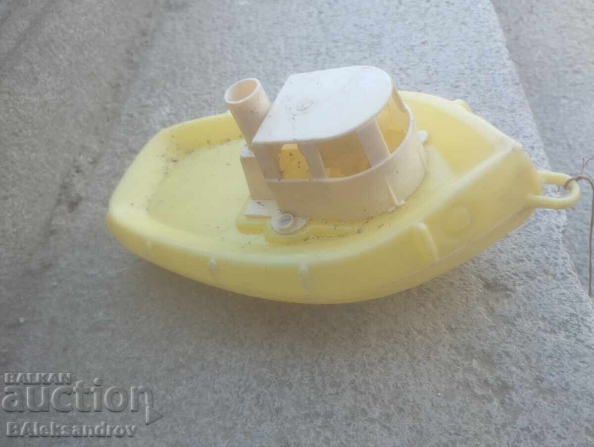 Παράδοση Παλιό βουλγάρικο παιχνίδι από την σοσιαλιστική εποχή, καράβι