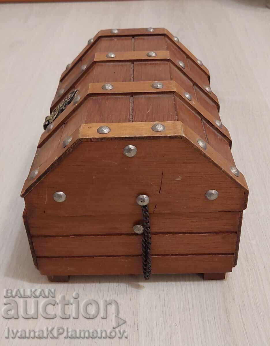 Wooden jewelry box for connoisseurs - 6
