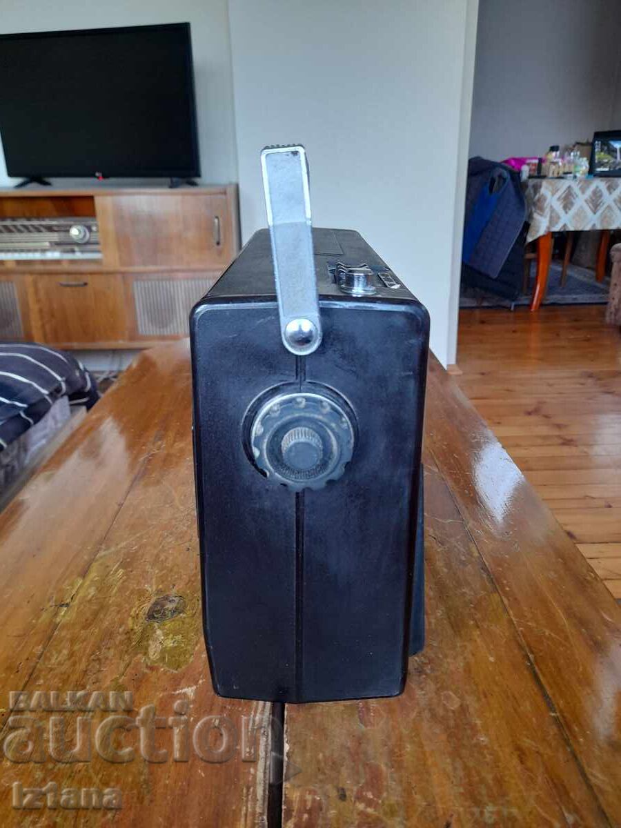 Auction Old radio, radio receiver VEF, VEF 242 Auction Old radio, radio receiver VEF, VEF 242