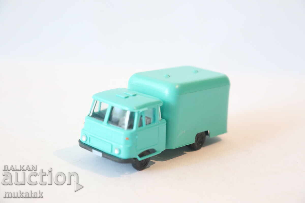 SPM H0 1/87 ROBUR RDG ROBUR CAMION COLIȚĂ cu preț 25.00 BGN | € 12.78 SPM H0 1/87 ROBUR RDG ROBUR CAMION COLIȚĂ cu preț 25.00 BGN | € 12.78